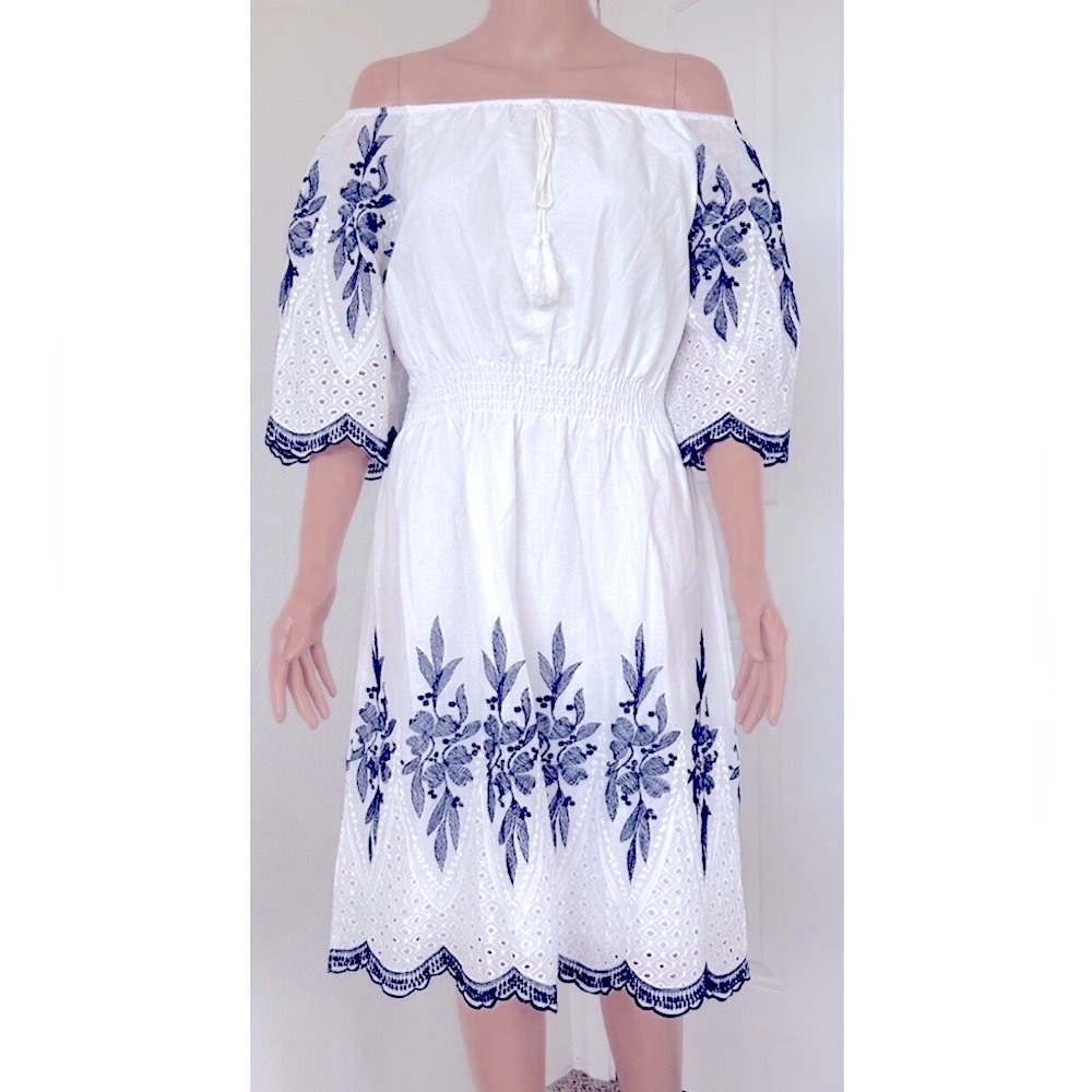 NEW Anthropologie Kindred White Navy Embroidered Floral Lace Peasant Boho Dress